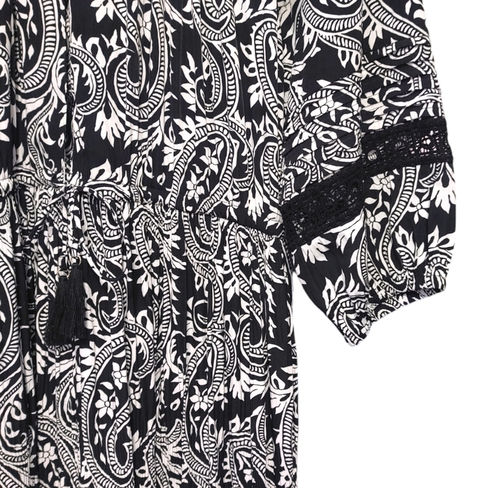 Chico's Paisley Black White Crochet Detail Ruffle Maxi Dress Women's Size 14 - Picture 9 of 14